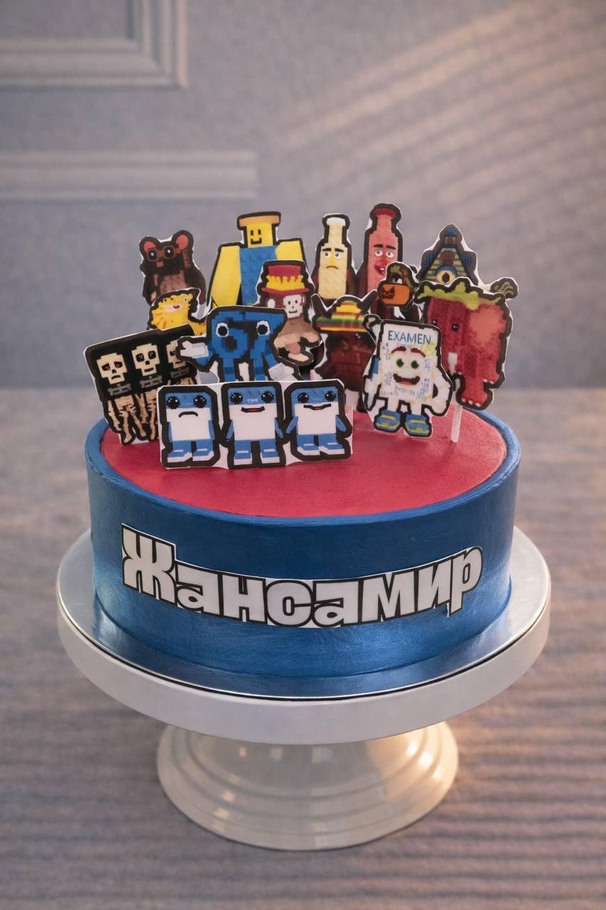 Торт «Роблокс»
