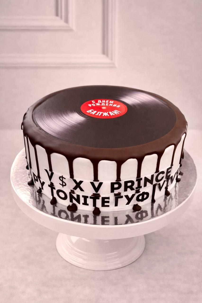 Торт «Виниловая пластинка»