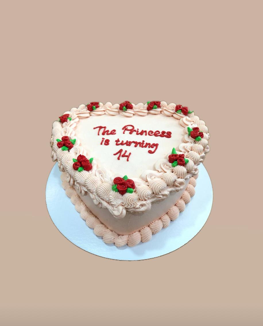 Торт в форме сердца 